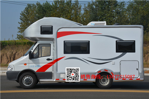 依維柯房車(chē)旗艦版系列房車(chē)慶國慶圖片鑒賞